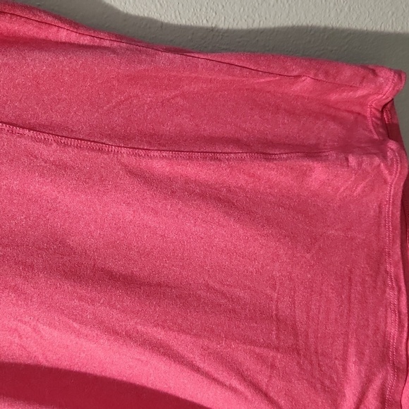 RBX WOMANS HOT PINK V-NECK WORKOUT TOP SZ MEDIUM - Picture 3 of 4